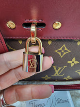 LOUIS VUITTON VENUS