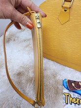 LOUIS VUITTON EPI YELLOW GOLD POCHETTE WRISTLET (ALMA PM SOLD SEPARATELY)