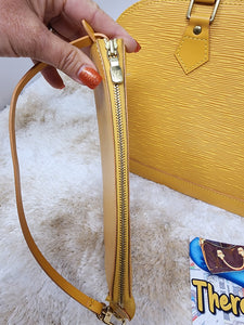 LOUIS VUITTON EPI YELLOW GOLD POCHETTE WRISTLET (ALMA PM SOLD SEPARATELY)