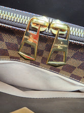 LOUIS VUITTON KENSINGTON