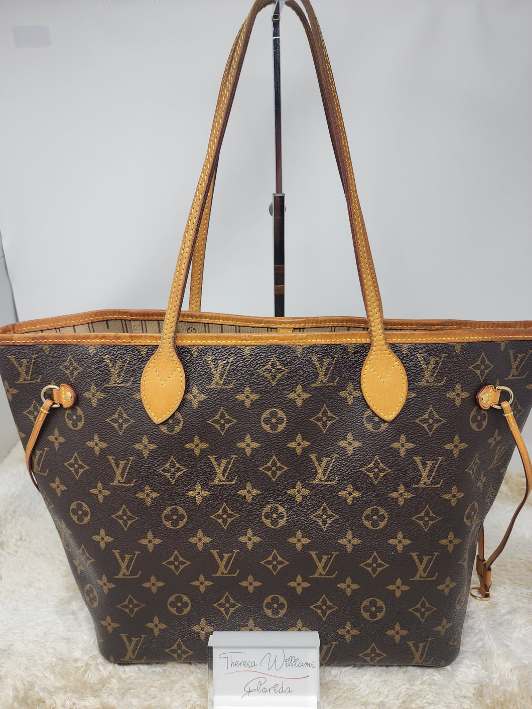 LOUIS VUITTON MONOGRAM NEVERFULL MM, BEIGE INTERIOR