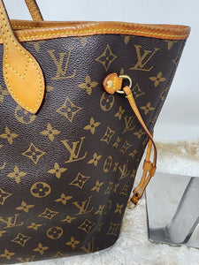 LOUIS VUITTON MONOGRAM NEVERFULL MM, BEIGE INTERIOR