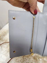 LOUIS VUITTON VERNIS WALKER CROSSBODY