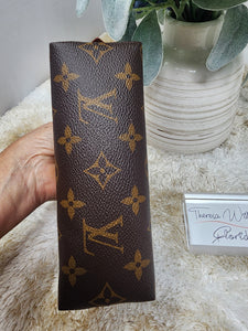 LOUIS VUITTON MONOGRAM COSMETIC PM