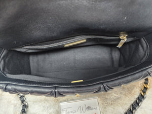 CHANEL 19 BLACK SMALL/MEDIUM, VERY EXCELLENT