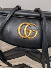 GUCCI MARMONT BLACK AND IVORY MEDIUM CROSSBODY BAG