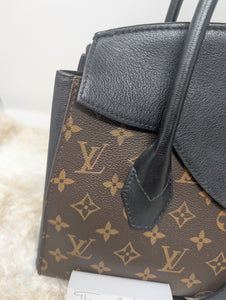 LOUIS VUITTON NOIR MONOGRAM FLORINE