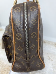 LOUIS VUITTON MANHATTAN GM