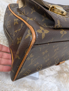 LOUIS VUITTON MANHATTAN GM