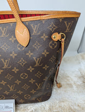 LOUIS VUITTON MONOGRAM NEVERFULL MM, RED INTERIOR