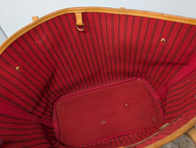 LOUIS VUITTON MONOGRAM NEVERFULL MM, RED INTERIOR