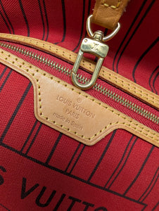 LOUIS VUITTON MONOGRAM NEVERFULL MM, RED INTERIOR