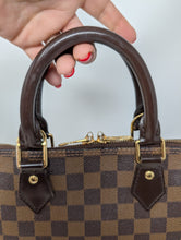 LOUIS VUITTON DE ALMA PM, WITH RECEIPT