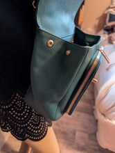 CHANEL GREEN/TEAL BUSINESS AFFINITY FLAP MEDIUM, MINT