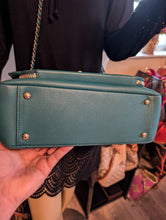 CHANEL GREEN/TEAL BUSINESS AFFINITY FLAP MEDIUM, MINT
