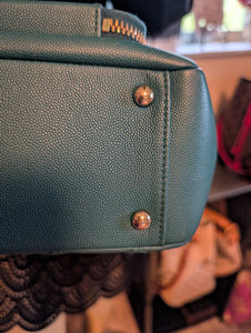 CHANEL GREEN/TEAL BUSINESS AFFINITY FLAP MEDIUM, MINT
