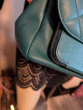 CHANEL GREEN/TEAL BUSINESS AFFINITY FLAP MEDIUM, MINT