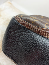 LOUIS VUITTON LIMITED EDITION OSKAR MACHA WALTZ GM, EXOTIC