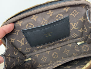 LOUIS VUITTON BLACK EMPREINTE UTILITY CROSSBODY