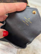 LOUIS VUITTON BLACK EMPREINTE UTILITY CROSSBODY