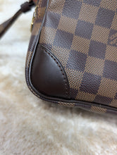 LOUIS VUITTON CUSTOM ORDER DE AMAZON CROSSBODY, MINT