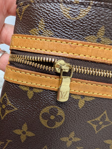 LOUIS VUITTON MONOGRAM BOSPHORE MESSENGER