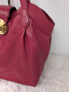 LOUIS VUITTON MAHINA CIRRUS PM, RASPBERRY