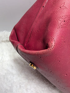 LOUIS VUITTON MAHINA CIRRUS PM, RASPBERRY