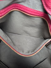 LOUIS VUITTON MAHINA CIRRUS PM, RASPBERRY