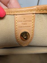 LOUIS VUITTON AZUR GALLIERA PM
