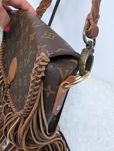 LOUIS VUITTON MONOGRAM CUSTOM FRINGE ST CLOUD GM