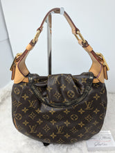 LOUIS VUITTON LIMITED EDITION KALAHARI PM