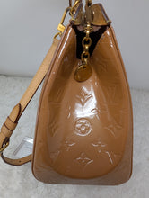 LOUIS VUITTON VERNIS BREA MM