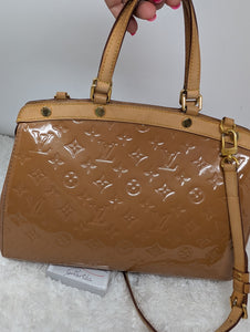 LOUIS VUITTON VERNIS BREA MM