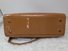 LOUIS VUITTON VERNIS BREA MM
