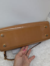 LOUIS VUITTON VERNIS BREA MM