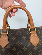 LOUIS VUITTON MONOGRAM SPEEDY 30