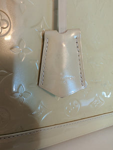 LOUIS VUITTON BLANC CORAIL ALMA PM