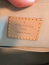 LOUIS VUITTON BLANC CORAIL ALMA PM