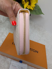 LOUIS VUITTON LIMITED EDITION SPRING IN THE CITY ZIPPY WALLET