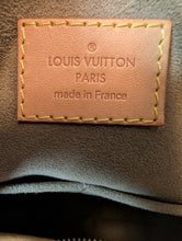 LOUIS VUITTON BLACK MULTICOLOR CHRISSIE