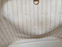 LOUIS VUITTON AZUR NEVERFULL PM