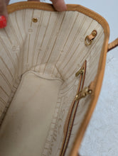 LOUIS VUITTON AZUR NEVERFULL PM