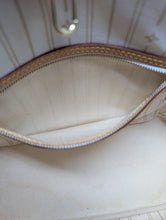 LOUIS VUITTON AZUR NEVERFULL PM