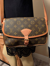 LOUIS VUITTON MONOGRAM SOLOGNE CROSSBODY