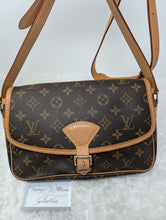 LOUIS VUITTON MONOGRAM SOLOGNE CROSSBODY