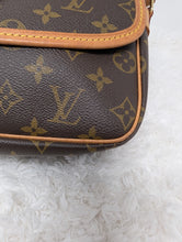 LOUIS VUITTON MONOGRAM SOLOGNE CROSSBODY