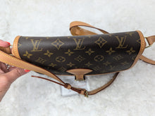 LOUIS VUITTON MONOGRAM SOLOGNE CROSSBODY
