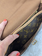 LOUIS VUITTON MONOGRAM SOLOGNE CROSSBODY