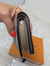 LOUIS VUITTON EMPREINTE CLEA WALLET, TURTLEDOVE